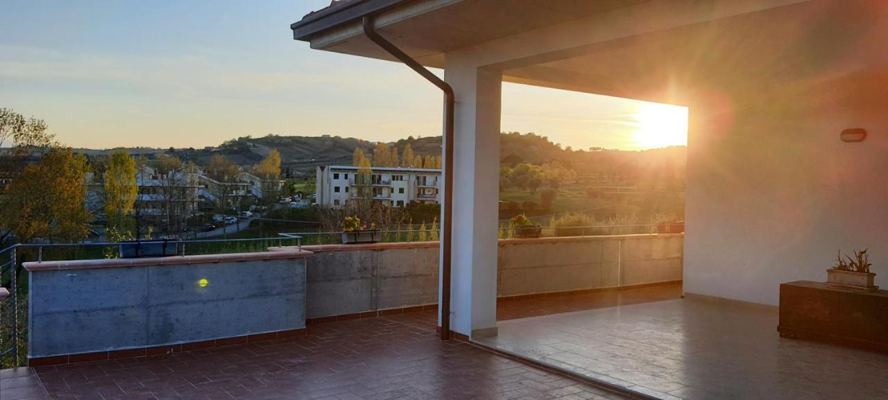 Casa Vacanze Cerreto 2 Apartment Miglianico Екстериор снимка