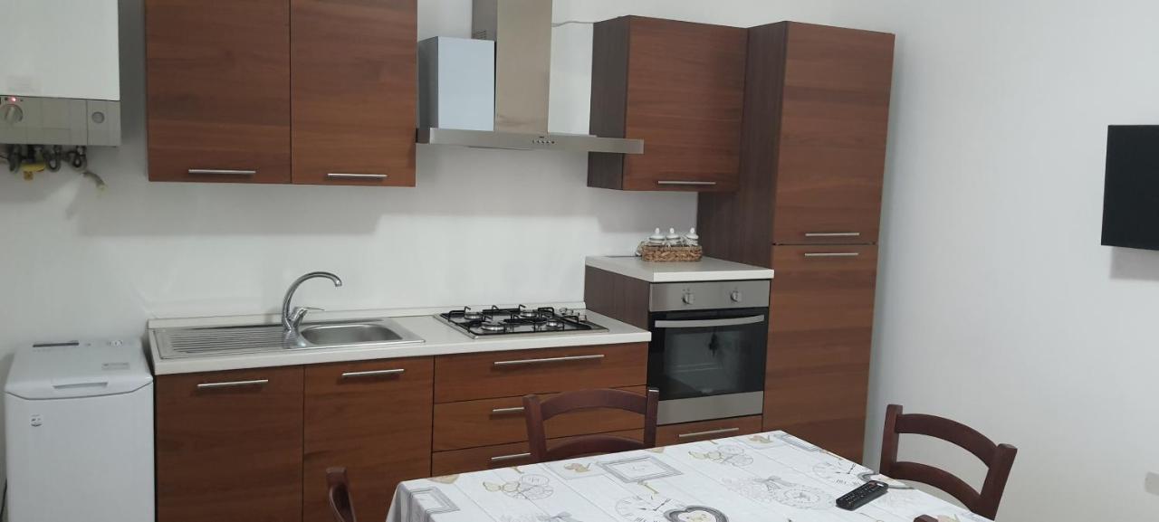 Casa Vacanze Cerreto 2 Apartment Miglianico Екстериор снимка