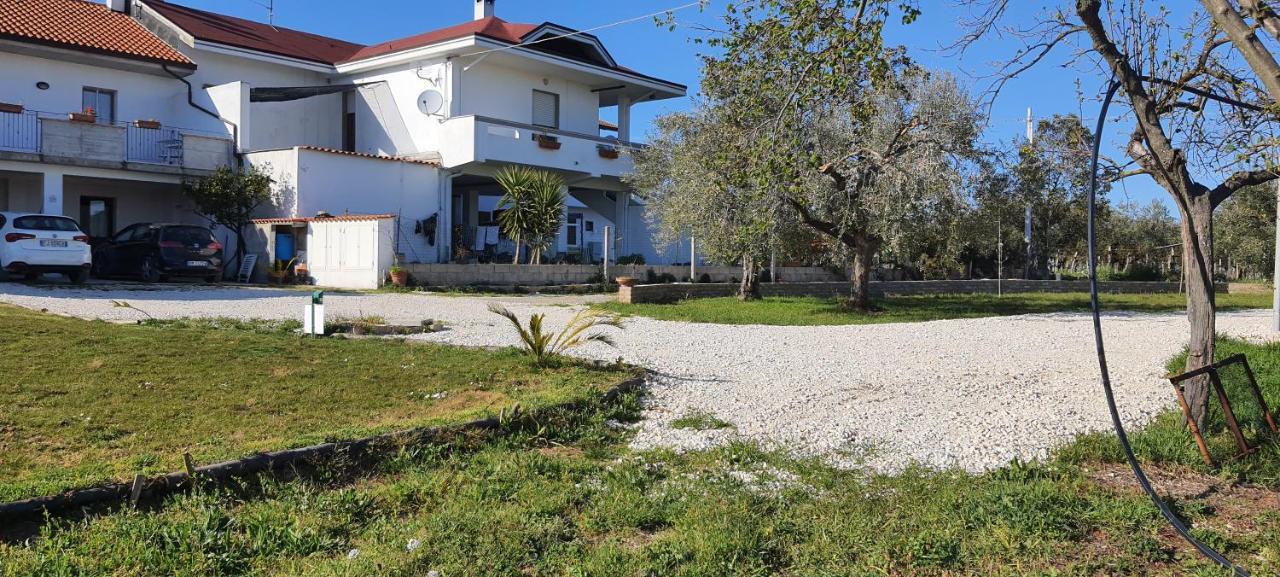 Casa Vacanze Cerreto 2 Apartment Miglianico Екстериор снимка